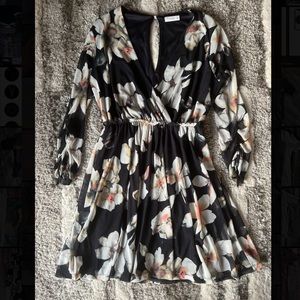 Floral 3/4 length sleeve dress